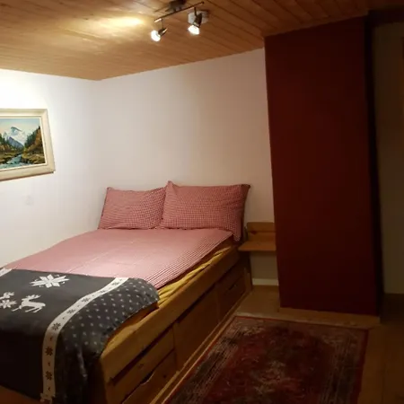 Battagliahutte Berggasthaus Hotel *